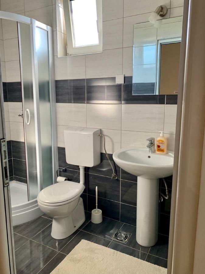Guesthouse Orlovic ブドヴァ エクステリア 写真