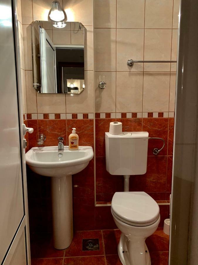 Guesthouse Orlovic ブドヴァ エクステリア 写真