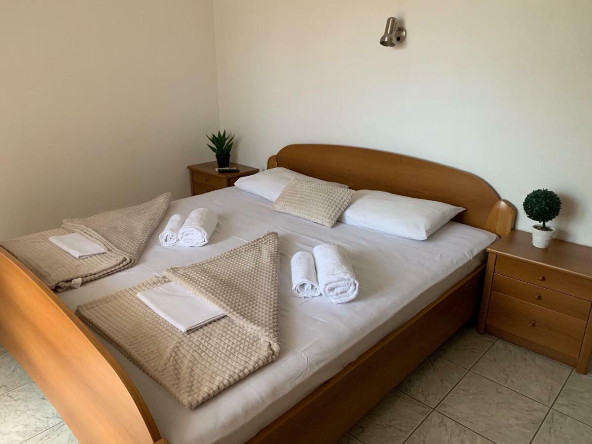 Guesthouse Orlovic ブドヴァ エクステリア 写真