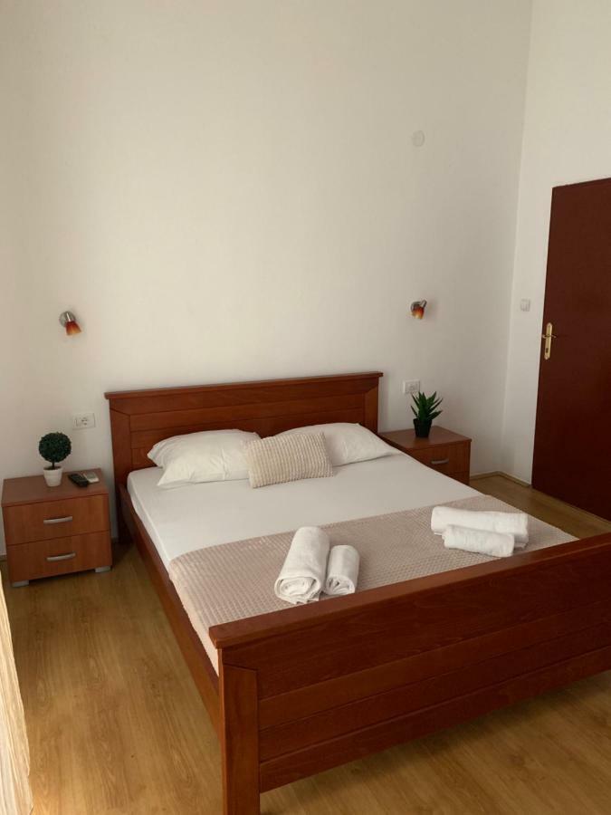 Guesthouse Orlovic ブドヴァ エクステリア 写真